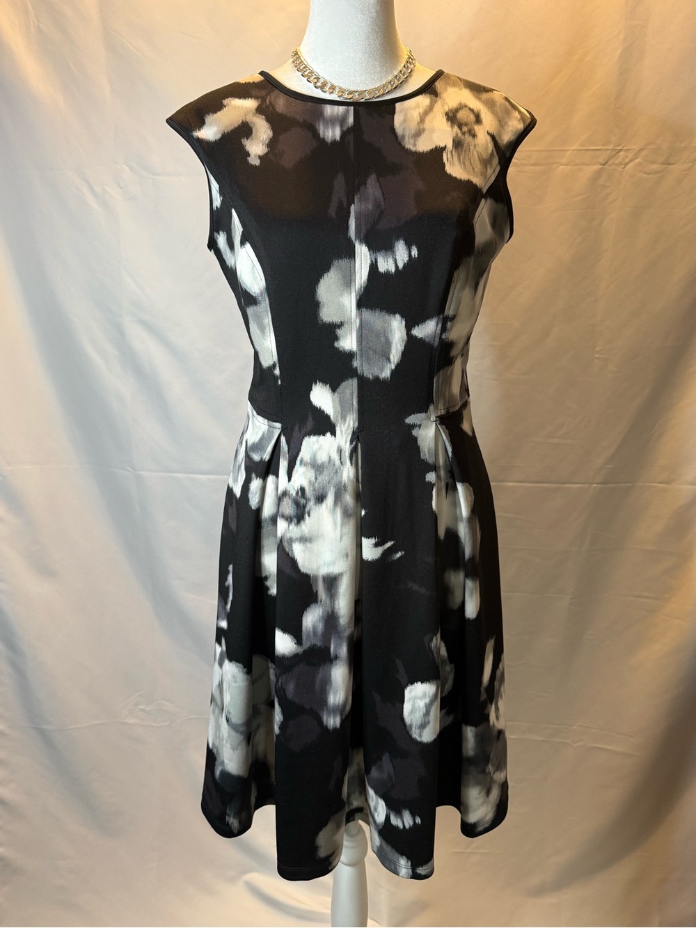 White House Black Market Black and White Floral Midi Dress
